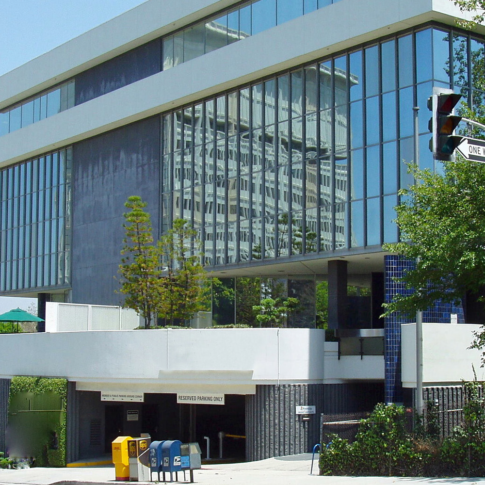 photo of the exterior of California Community Foundation (CCF) in LA